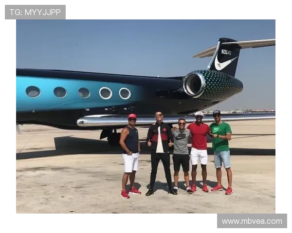 全球足球明星私人飞机奢华排名揭秘你不知道的飞行生活